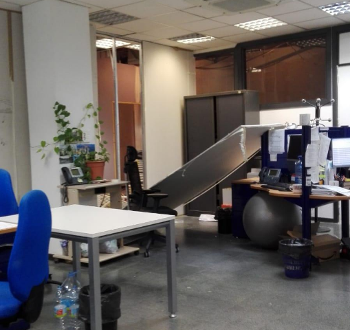 CAÍDA DE PARED EN EL 012. ¿Que es lo que tiene que ocurrir para que la Junta tome medidas? CAÍDA DE PARED EN EL 012. ¿Que es lo que tiene que ocurrir para que la Junta tome medidas?
