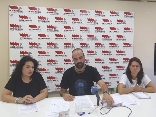 STAS denuncia que la Mesa de Personal Funcionario quiere aprobar “una estructura clientelar con 117 puestazos a medida” STAS denuncia que la Mesa de Personal Funcionario quiere aprobar “una estructura clientelar con 117 puestazos a medida”