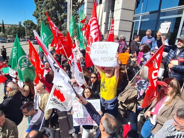 ✊ CONCENTRACIÓN 26M | Contra el recorte de la promoción profesional